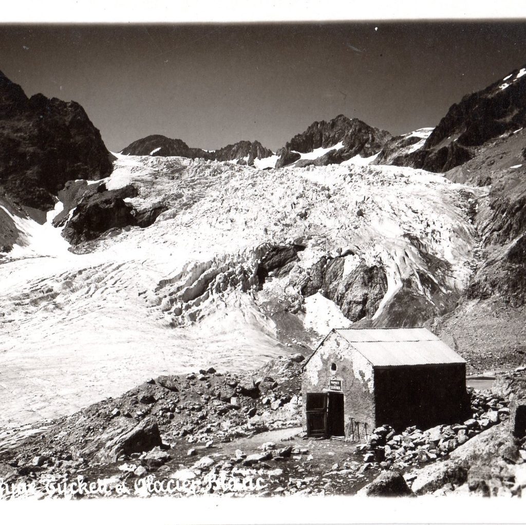 ancienne photo du refuge du soleil